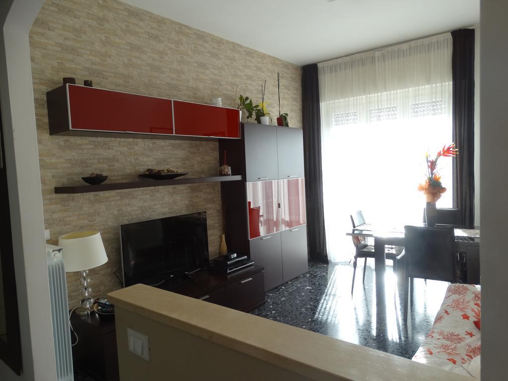 A Casa Di Simone A Viareggio Apartment ภายนอก รูปภาพ