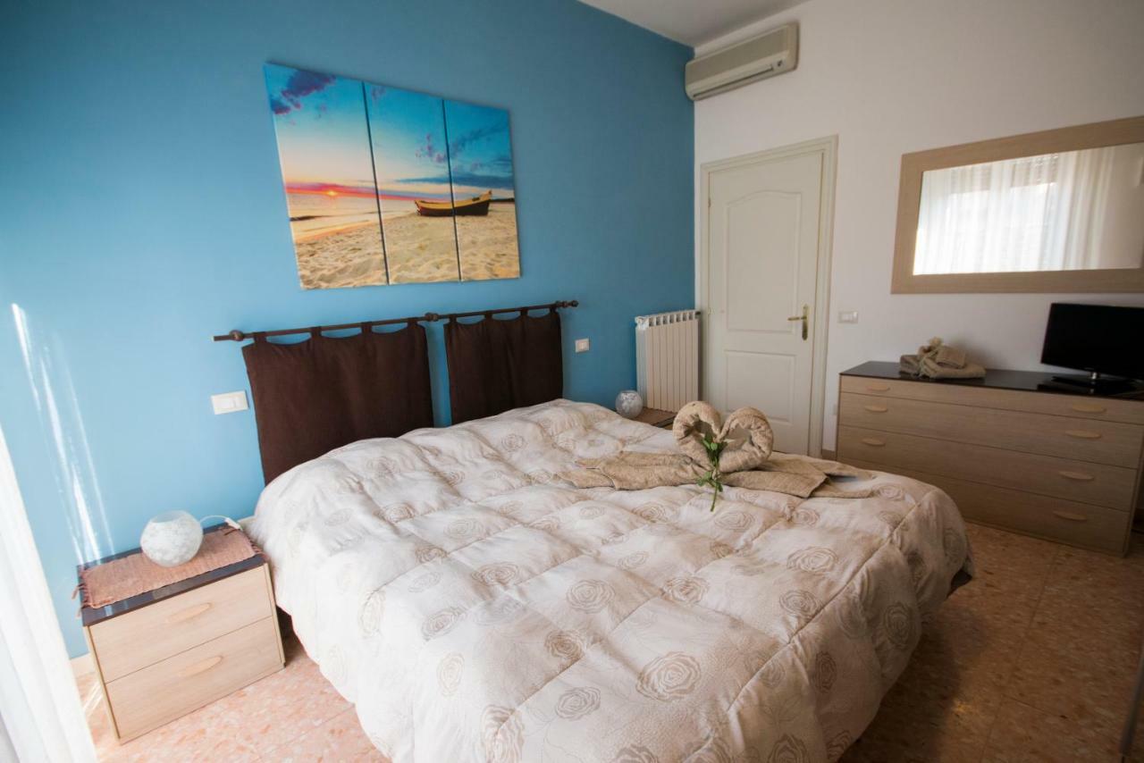 A Casa Di Simone A Viareggio Apartment ภายนอก รูปภาพ