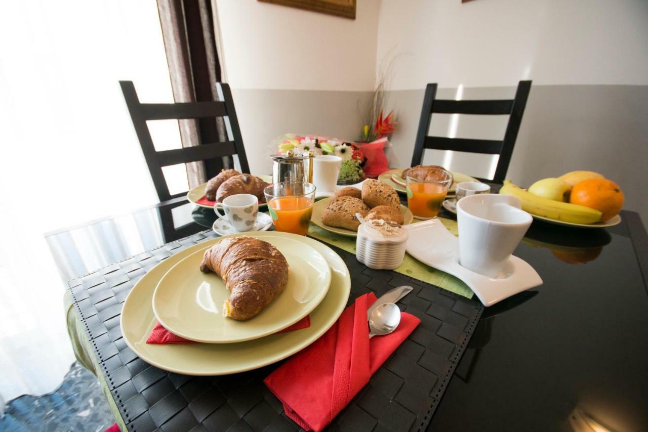 A Casa Di Simone A Viareggio Apartment ภายนอก รูปภาพ