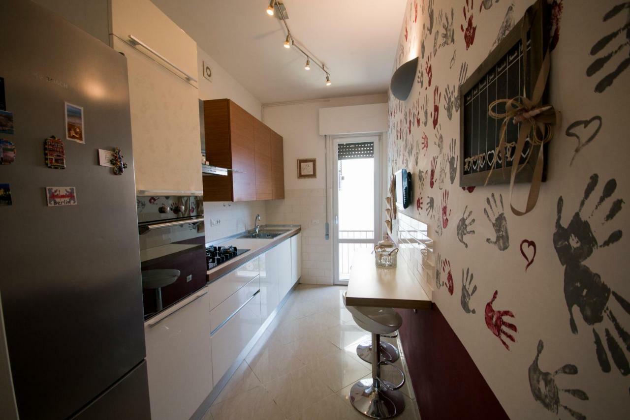 A Casa Di Simone A Viareggio Apartment ภายนอก รูปภาพ